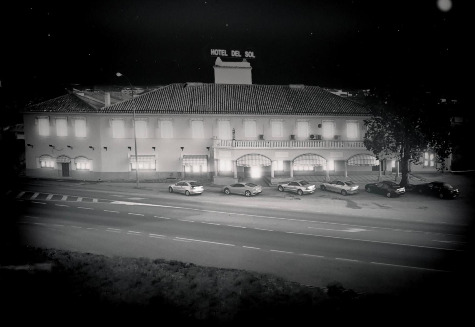 Hotel Del Sol Мотия дел Паланкар Екстериор снимка